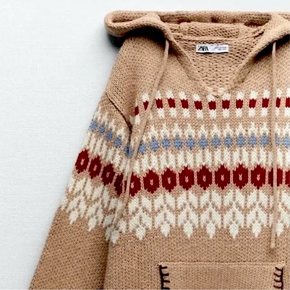 Zara Wool Blend Jacquard Knit Oversized Poncho Sweater Sz. Medium *BLOGGER FAVE* - Picture 6 of 11